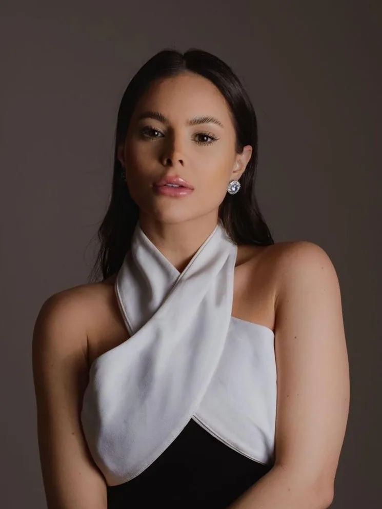 Dra. Nathalia Colla, cirurgiã-dentista especializada em harmonização facial na Vila Olímpia